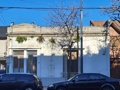 Terreno en Venta en Villa del Parque, USD 350.000