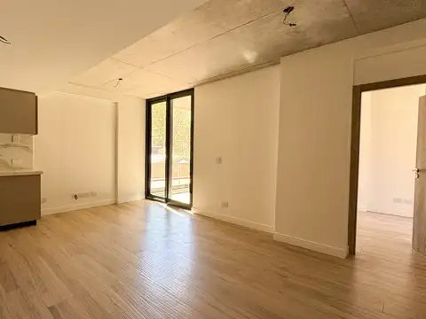 Avenida Directorio 700
