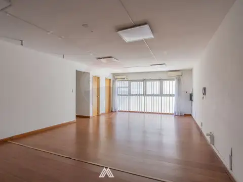 Oficina en Venta en Ciudad Vieja, USD 62.000