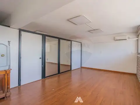 Oficina en Venta en Ciudad Vieja, USD 62.000