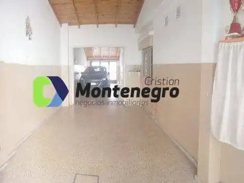 Casa en Venta en Berazategui, USD 115.000