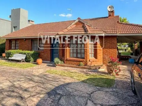 CASA EN VENTA BANCO PROVINCIA DE 4 AMB SECTOR GOLF SIN VECINOS ATRAS