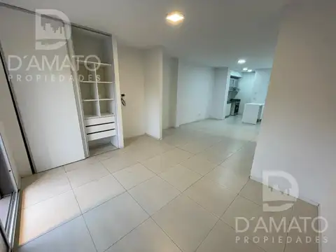 Departamento en Monte Castro