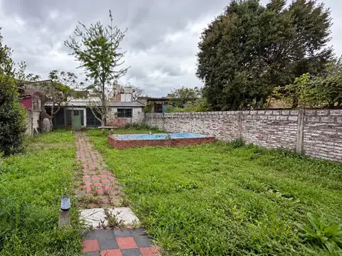 Casa 3 ambientes con 1 baño