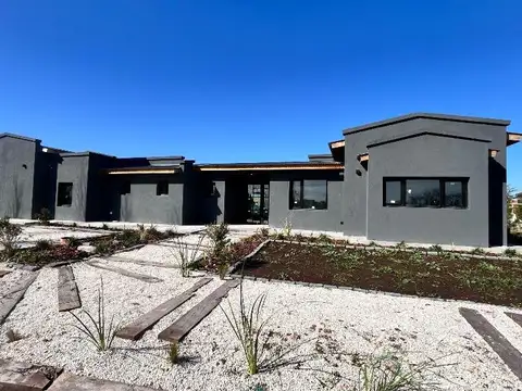 Casa en Venta en Medal Country club, USD 310.000