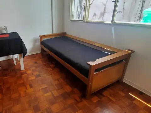 Yatay 749 , Piso 2
