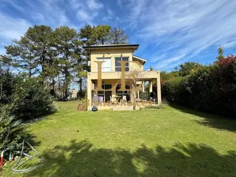 Alquiler Casa en Country Las Brisas