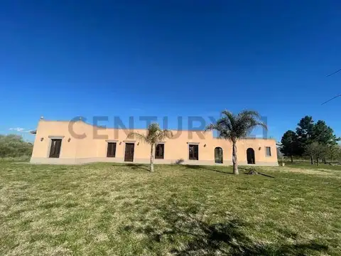 ALQUILER Y/ VENTA - Exclusiva propiedad estilo campo en Barrio Las Vizcachas