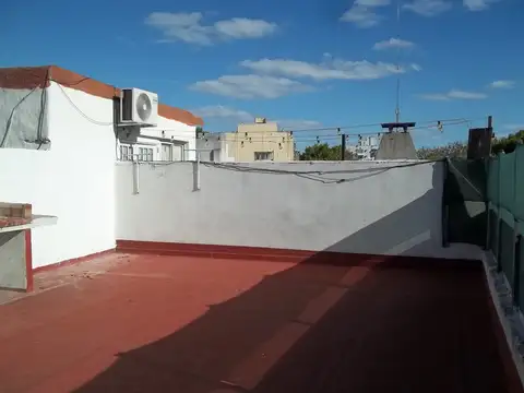 PH / SIN EXPENSAS / 4 AMBIENTES / GRAN TERRAZA / BALCON / TOTAL 113m2 / CNEL.PAGOLA esquina Av. SAENZ