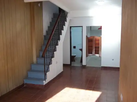 Coronel Pagola 3700, Piso 1