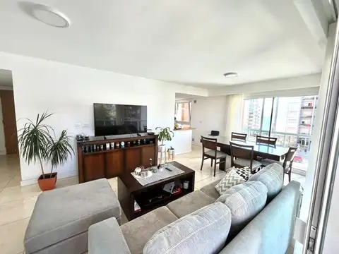 VENTA DEPARTAMENTO DOS AMBIENTES EN SUITE Y COCHERA