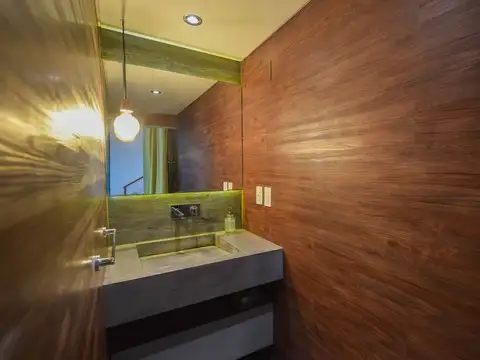 Depto Tipo Casa 4 ambientes con 2 baños