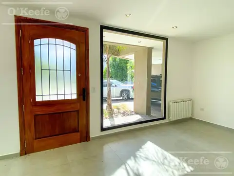 Casa 5 ambientes con 2 baños