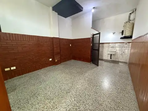 Depto Tipo Casa en Alquiler de 2 ambientes