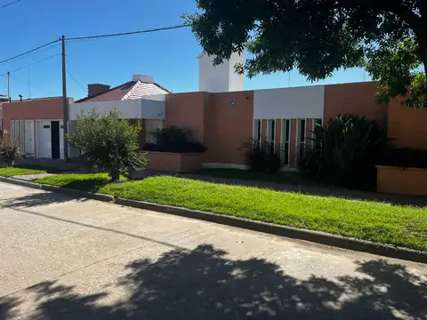 José Hernández 100