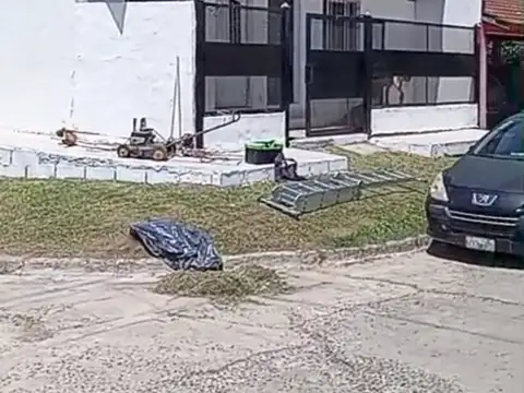 VENTA EDIFICIO 2 PISOS / 8 DTOS EZEIZA