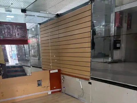 LOCAL COMERCIAL EN ALQUILER – FLORIDA 670, RETIRO