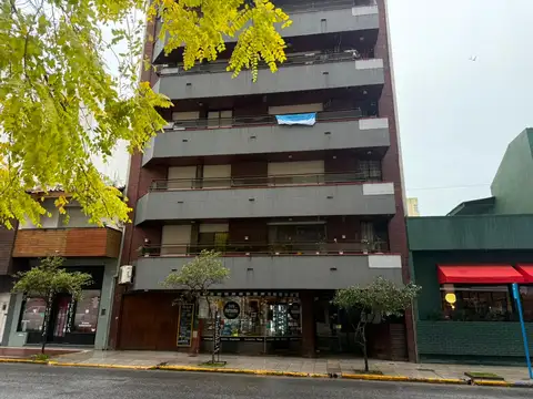 VENTA COCHERA B. LA PERLA PORTÓN AUTOM. 2°SUB.