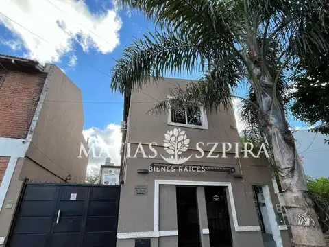 Depto Tipo Casa en Venta de 6 ambientes