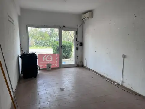 Oficina en Alquiler 25 años
