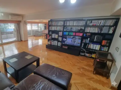 Departamento en Venta con 2 cocheras