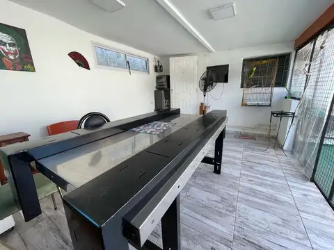 Depto Tipo Casa 3 ambientes con 2 baños