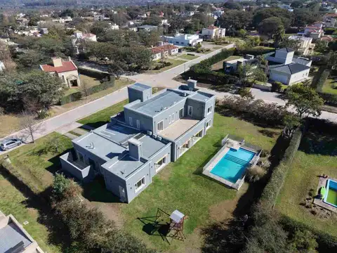 Casa en Venta en El Tipal, USD 490.000