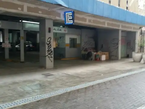 Galpon en Venta en San Nicolás, USD 3.900.000