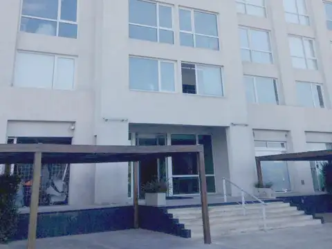 Oficina en Venta con 1 cochera