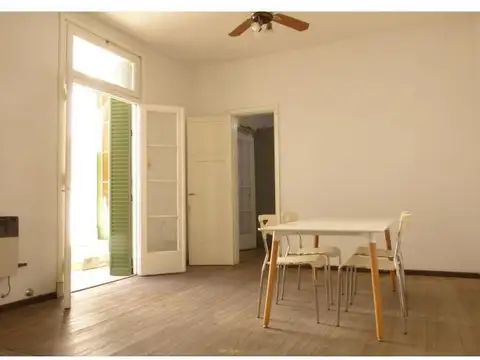 Depto Tipo Casa en Venta 56 años