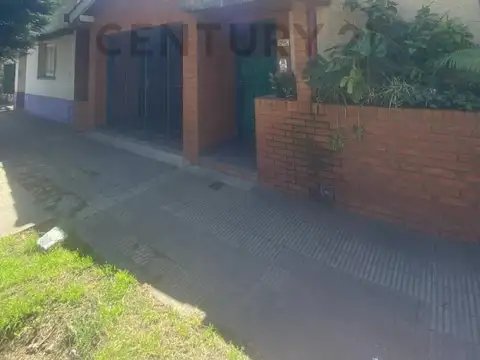 4 e/ 529 y 530 , Piso 0