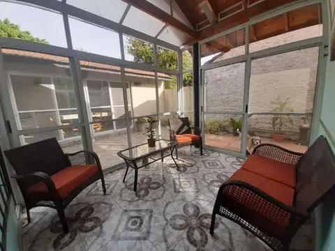 Casa  en Venta ubicado en Quilmes Oeste, Quilmes, G.B.A. Zona Sur - SVN0274_LP584060_1