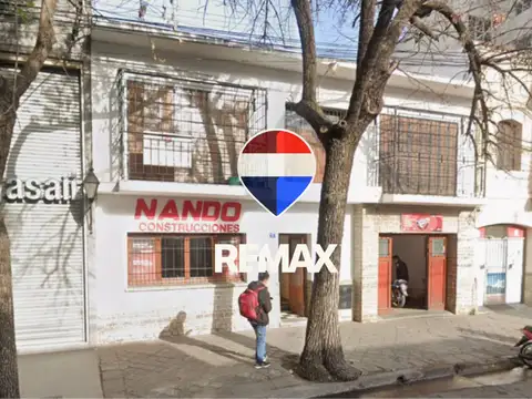 Venta casa dos plantas 3 dormitorios centro
