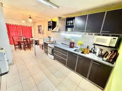 Depto Tipo Casa en Venta de 4 ambientes