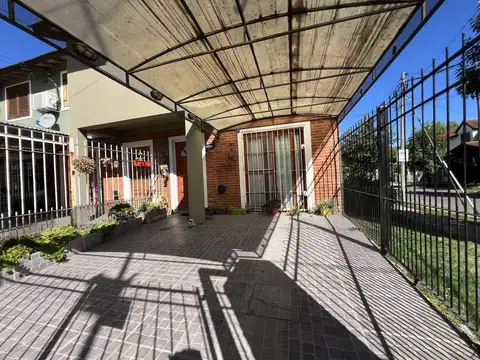 VENTA DUPLEX 4 AMBIENTES - GRAND BOURG