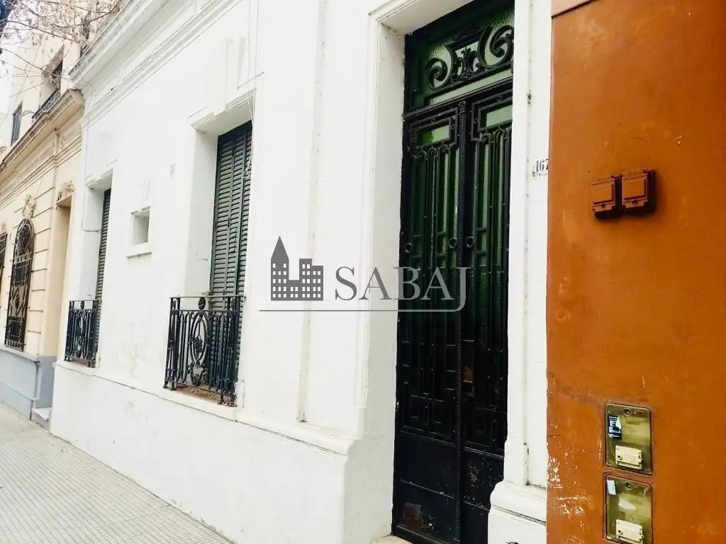 Gral J J de Urquiza 1600, Piso 1