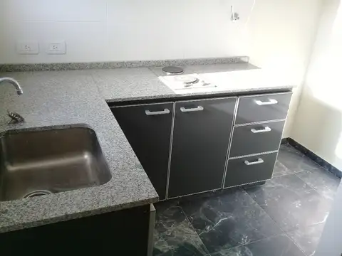 Oficina en Venta en Lanus Oeste, USD 120.000