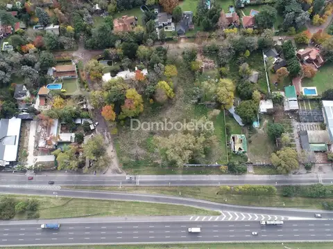 Colectora Norte Acceso Oeste y d 100