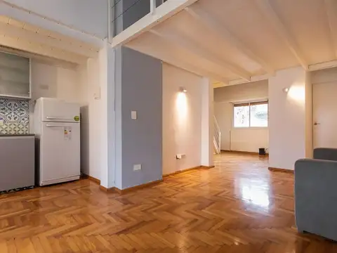 Depto Tipo Casa 2 ambientes con 1 baño