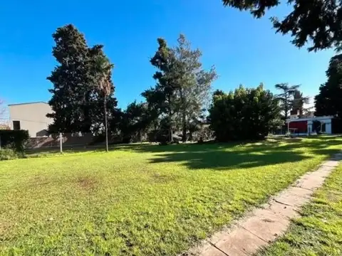 Terreno en Venta en Villa Gobernador Udaondo, USD 150.000