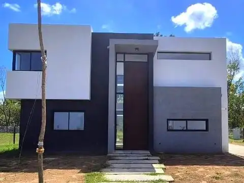 Av. de los Lagos, Belén de Escobar, Provincia de Buenos Aires al 100