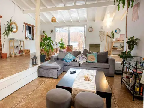 Casa en Venta en VALERIA DEL MAR 4 ambientes
