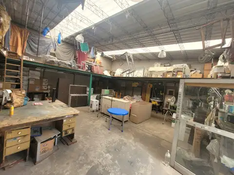 Casa 6 ambientes con 2 baños