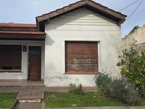 CASA EN VENTA MADARIAGA LOTE MULTIFAMILIAR