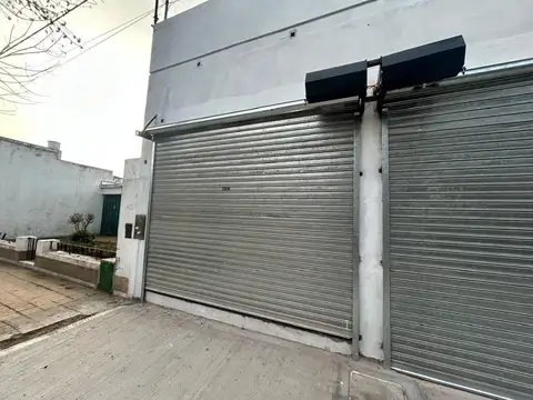 local en alquiler sarmiento  al 600