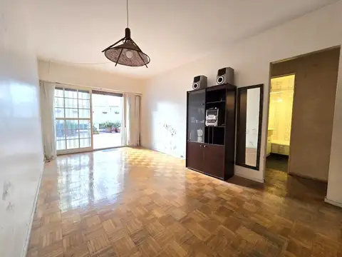 Departamento en Venta en Barracas de 3 Ambientes con Patio