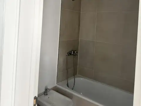 Hermoso Departamento En Alquiler En Beccar