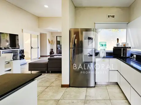 Casa 3 ambientes con 3 baños