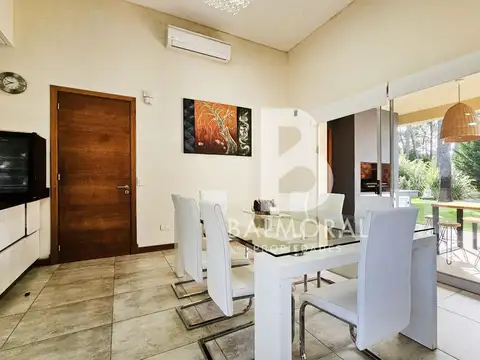 Casa en Alquiler - Pinamar, Zona Alamos / REF: 8073