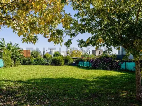 Lote en venta. Barrio Don Carlos, La Plata